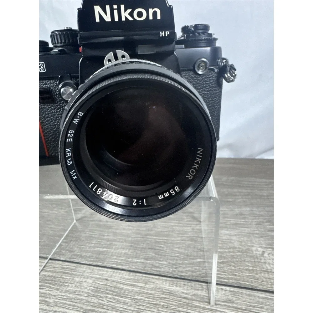 Nikon F3 SLR 35mm Film Camera Black with Nikkor 85mm 1:2 Manual Focus Lens Works